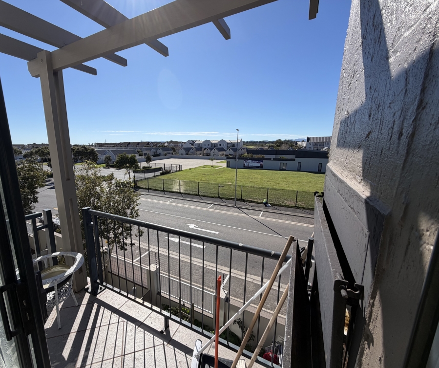 2 Bedroom Property for Sale in Buh Rein Estate Western Cape